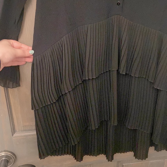 🖤 Zara Tiered Ruffle Blouse - Picture 5 of 5